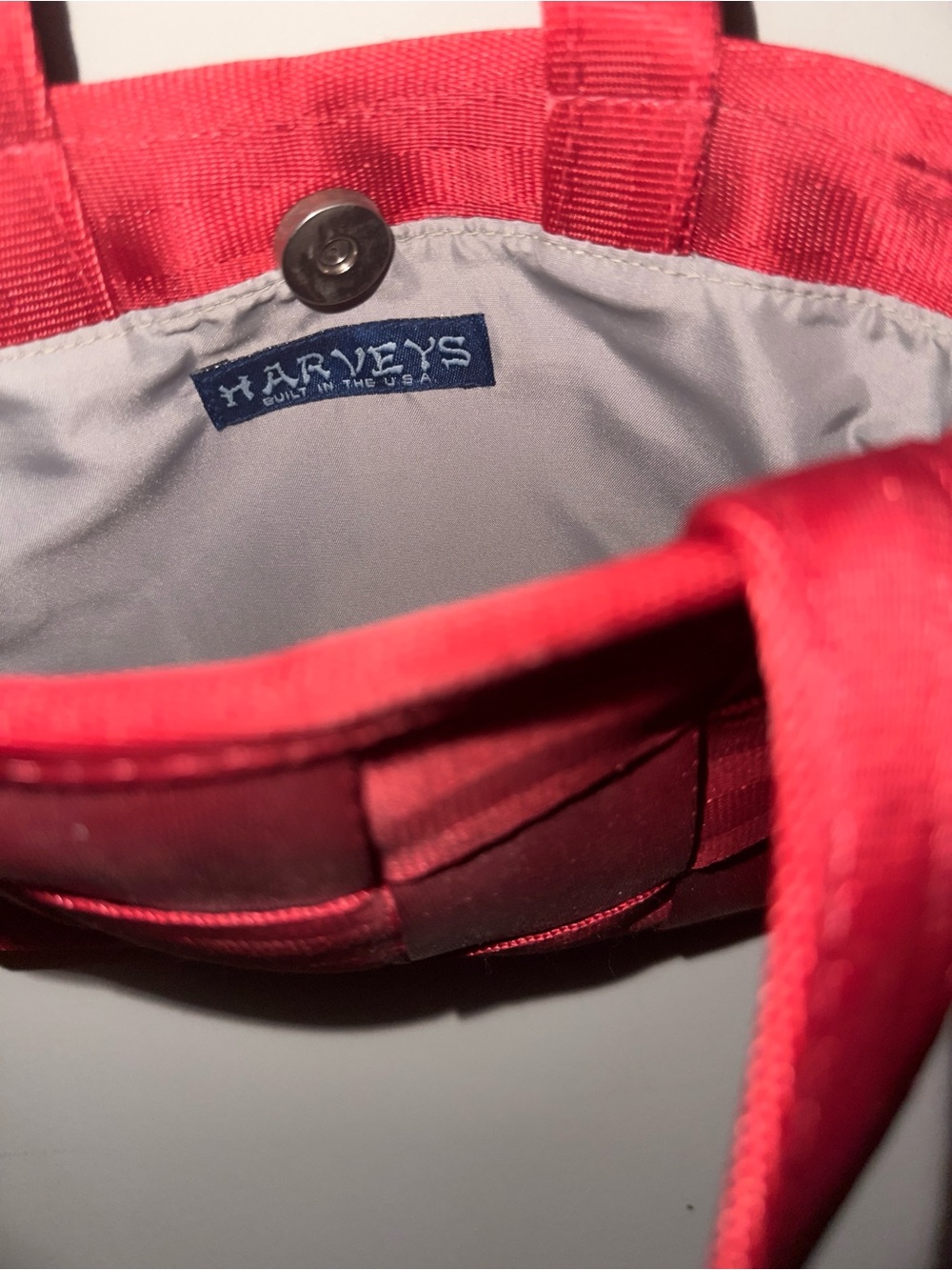 Harvey's Red Woven Small Seatbelt Tote
